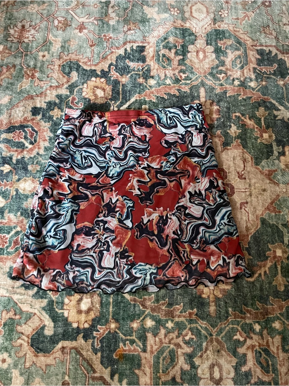 Cute swirl mini skirt
